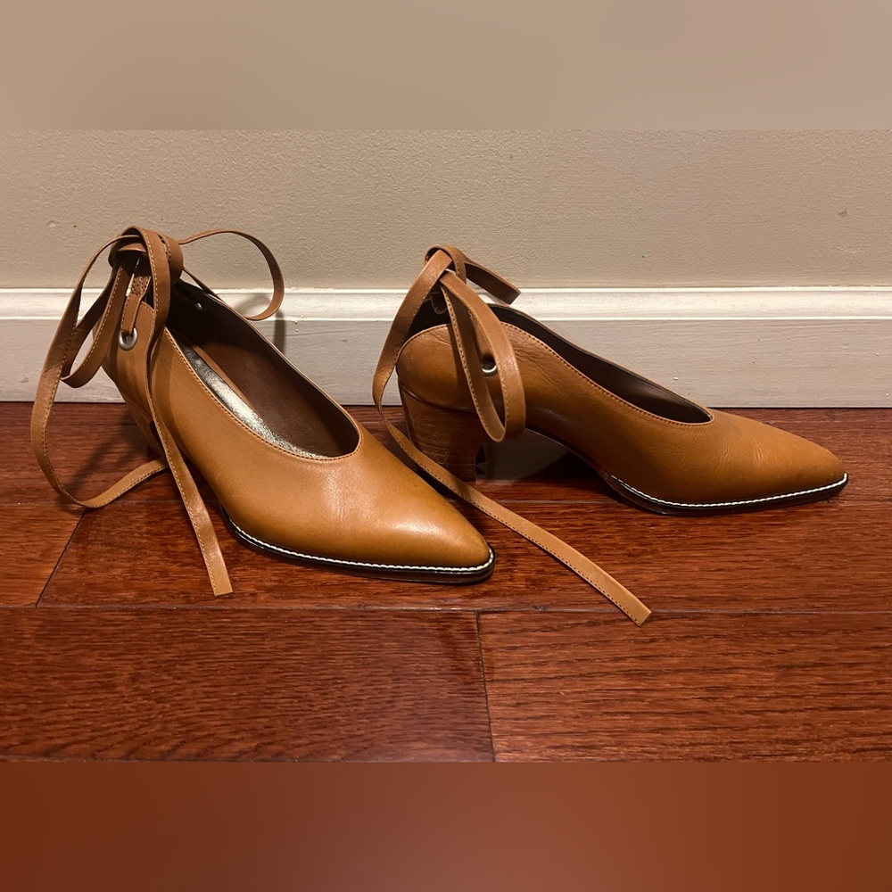Rachel Comey Fonda pointy toe heel with tie